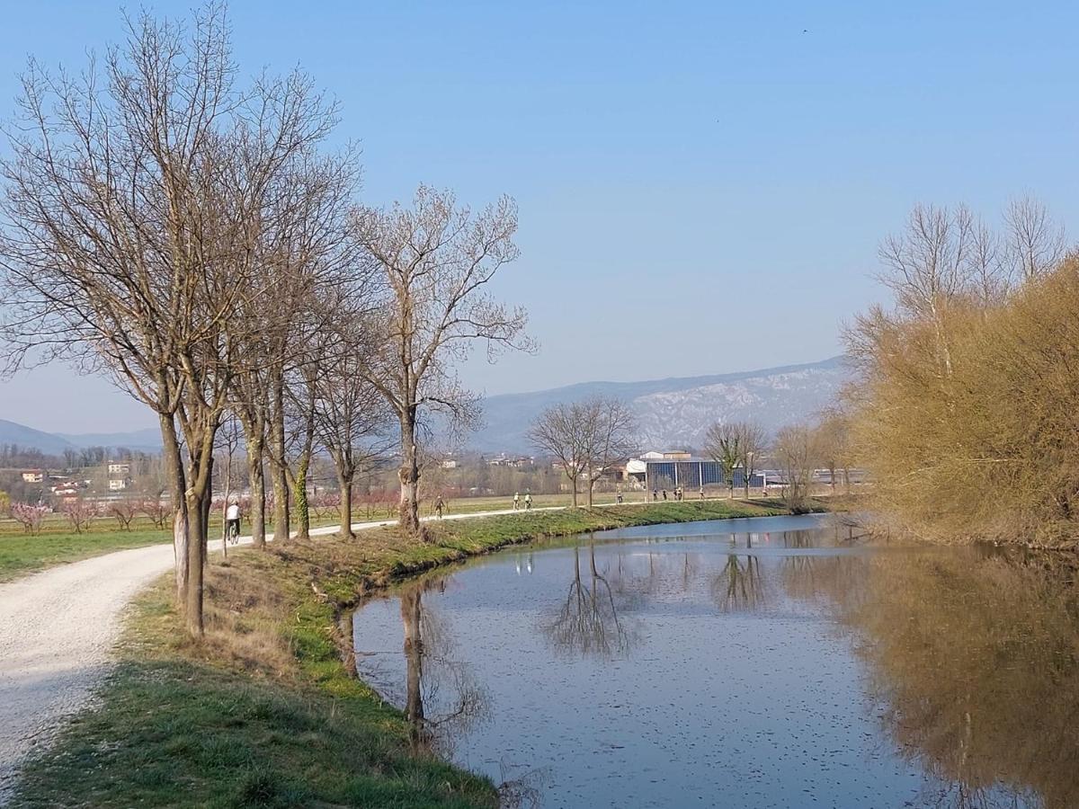 Апартаменты Panorama Glamping Vipavska Dolina Dobravlje Экстерьер фото